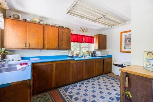 Crown King Bunkhouse - Image 1