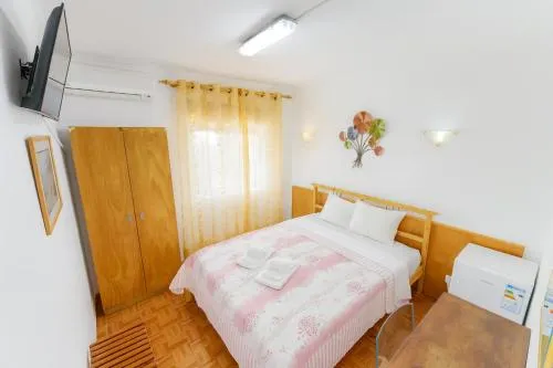 DBV Hostel e Guesthouse - Image 1