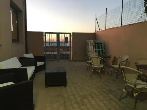 Buddi Hotel - Image 1