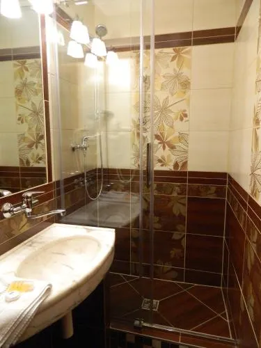 Hotel Nivy - Image 1