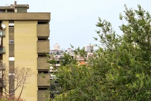 Mr Brown Suites - EUR - Image 1