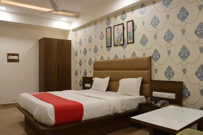 Hotel Legend - Image 1