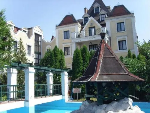 Ramona Schlosshotel - Image 1