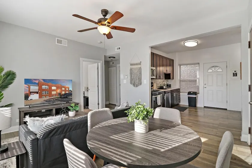 3BR Furnished Stay - Belle Plaine 2W - Image 1