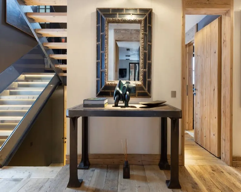 Duplex With Palace Views - Image 1
