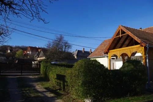 Dévényi Vendégház - Image 1
