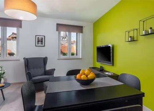 Apartment Parenzo - Image 1