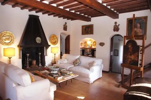 Castello Di Loreto - Image 1