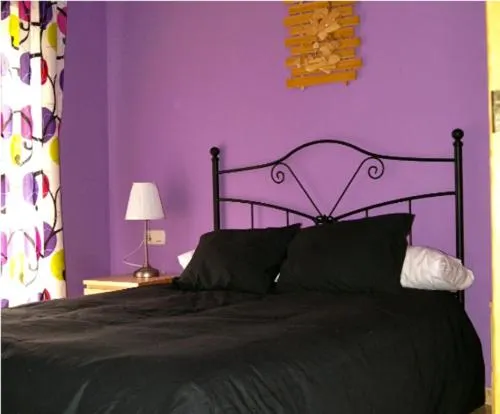 Apartamentos El Castanar - Image 1