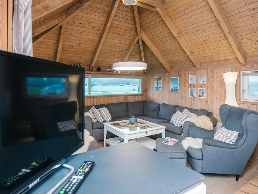 Beautiful Holiday Home in Vejers Strand with Hot Tub - Image 1