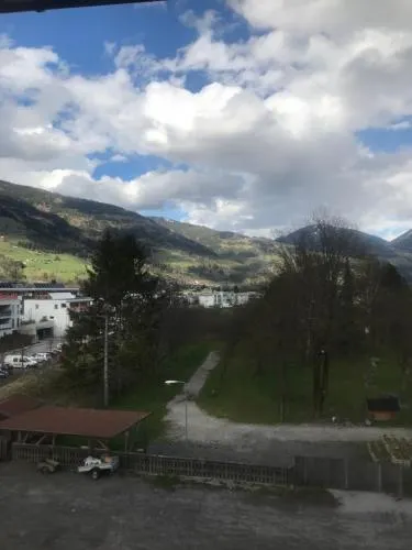 Falken Horst Lienz - Image 1