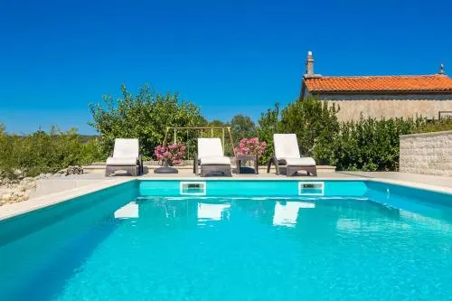 Holiday House Cecilia - Image 1