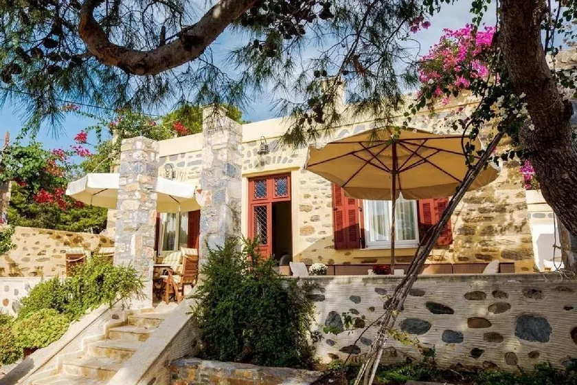 Extraordinary Large Villa Private Pool - Image 1