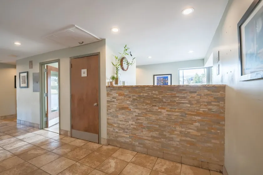 Rodeway Inn - Image 1
