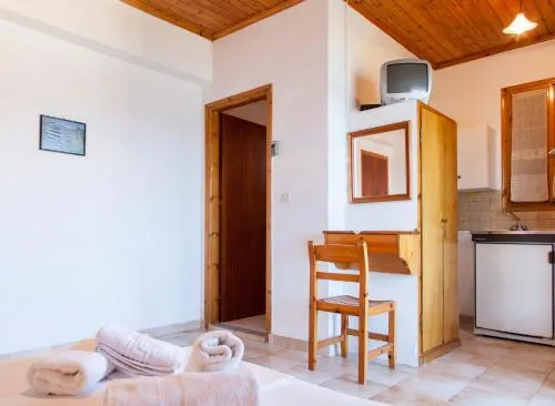 Studios Fraxi Resort - Image 1