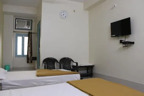 Hotel Maanu - Image 1