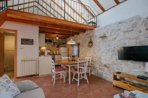 Country House Rusula - Image 1