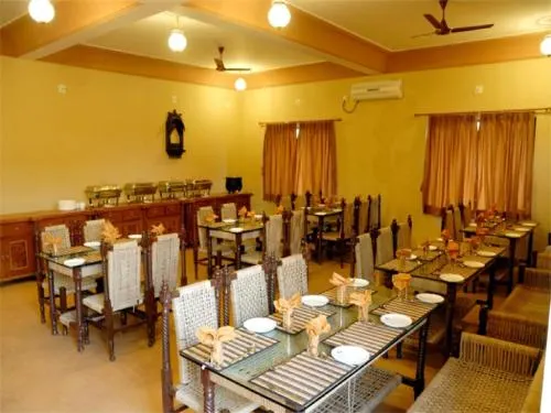 Royal Safari Camp- Bajana - Image 1