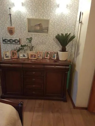 Vetros House - Image 1
