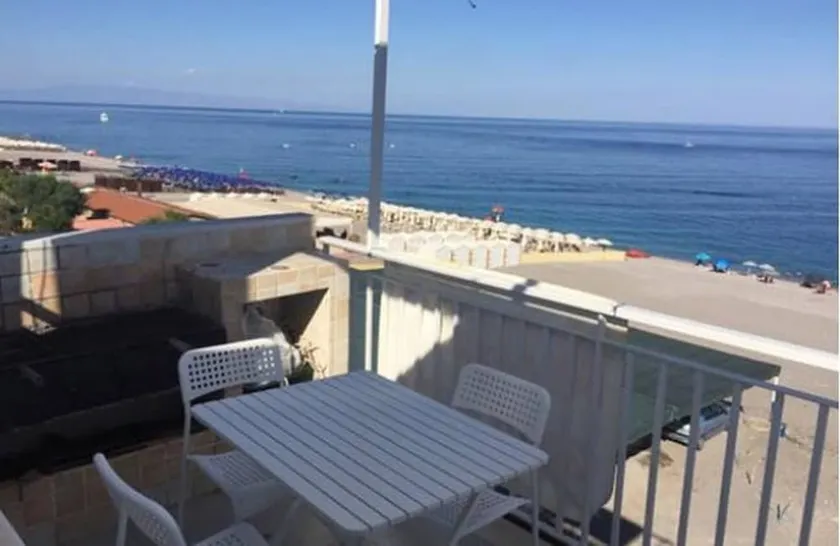 One bedroom appartement at Mascali 10 m away from the beach with sea view furnished terrace and wifi - Image 1