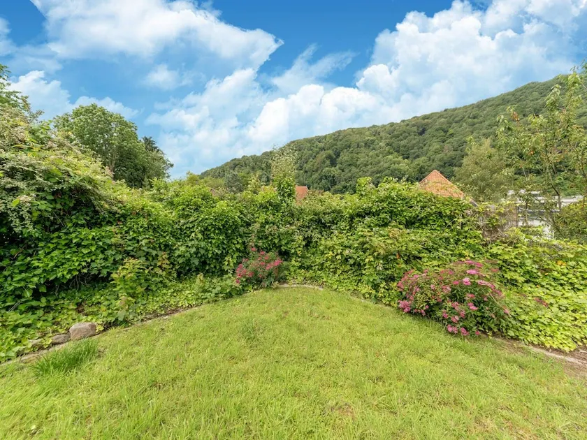 Magnificent home in Tilf with garden - Image 1