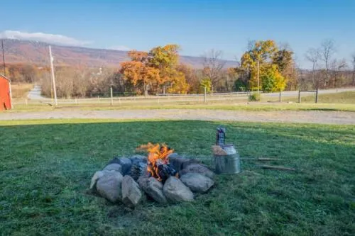 Oakbend Cottage - Image 1