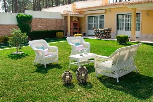 Verdizela Beach & Golf Villa - Image 1