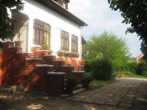 Hotel Krisztina Panzió - Image 1