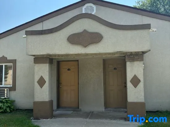 Budget Inn Of Melvindale - Image 1