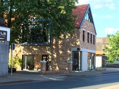 The Townhouse Apartment - Image 1