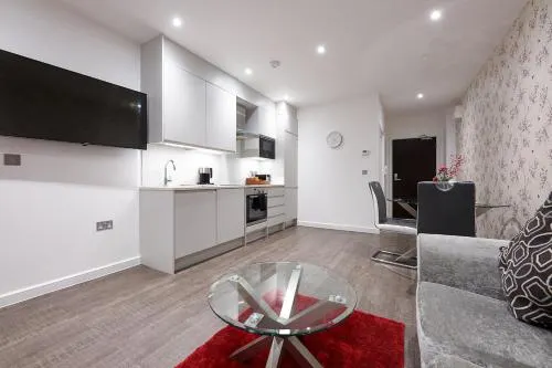 Luxustay Milburn House - Image 1