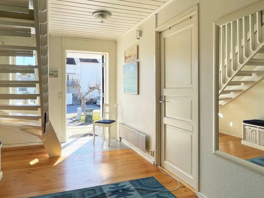 8 Person Holiday Home in Vastra Frolunda-by Traum - Image 1