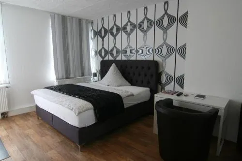 Hotel Lindenhof - Image 1