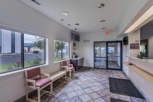 Motel 6 Kokomo, IN - Image 1
