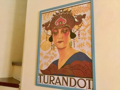 La Petite Maison Turandot - Image 1