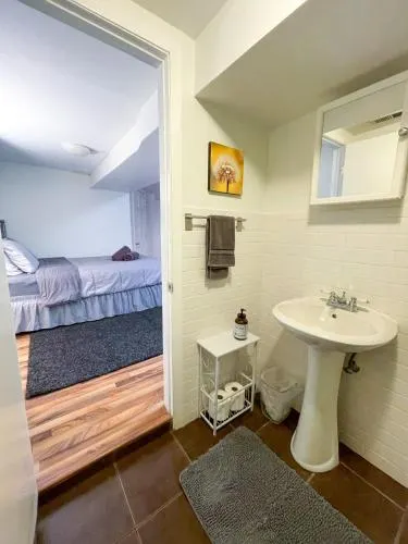 Wrigley Garden Unit - Image 1