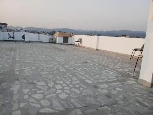 Hotel Satkar - Image 1
