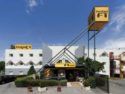 hotelF1 Pontarlier - Image 1