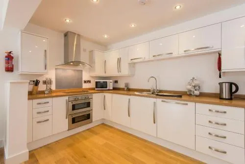 Jubilee Cottage - Image 1