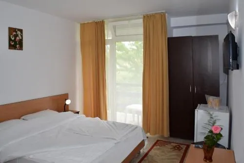 Hotel Sanda - Image 1