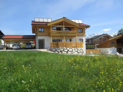Penthousewohnung mit Garten Sauna Pool - Image 1