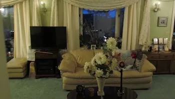 A Healing Home - Image 1