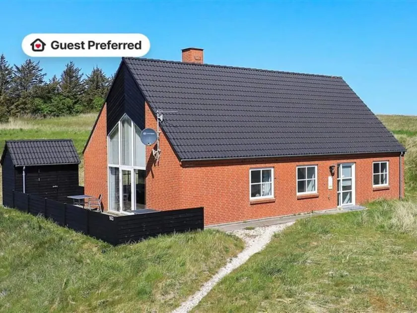 Elegant Holiday Home in Hanstholm near Sea - Image 1