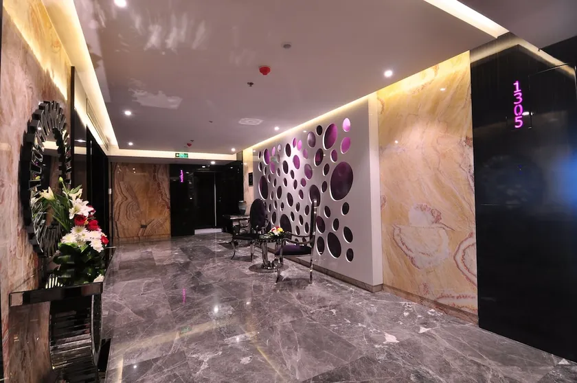 Frsan Hotel - Image 1