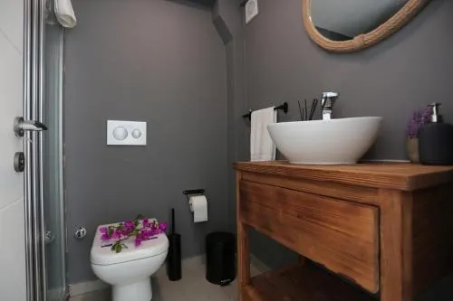 Seaside Suites Akyaka - Image 1