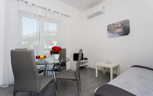 Apartment Mimi - Image 1