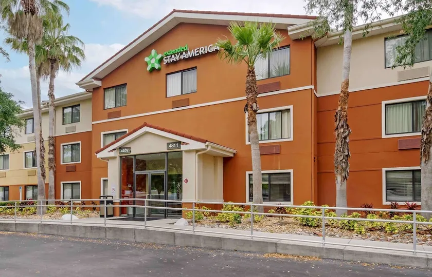 Extended Stay America Select Suites Tampa Airport Memorial - Image 1