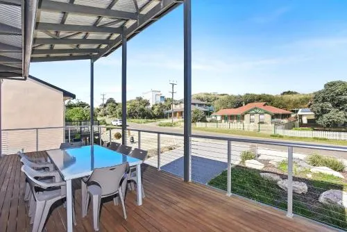 Riversea Goolwa Beachhouse - Image 1