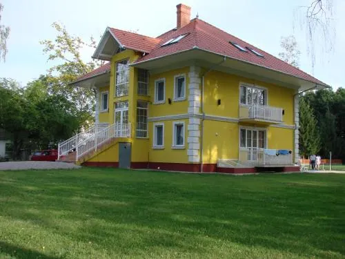 Négy Évszak - Image 1