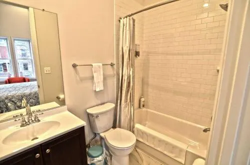 238 Northeast Townhome #1063 Townhouse - Image 1